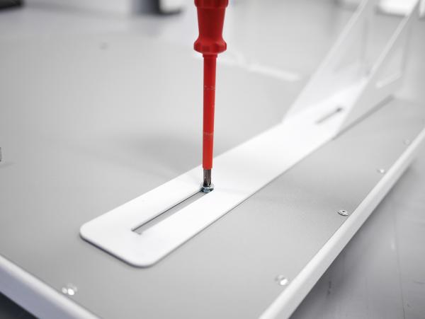 Metall Standfüße für VASNER Citara Infrarotheizungen